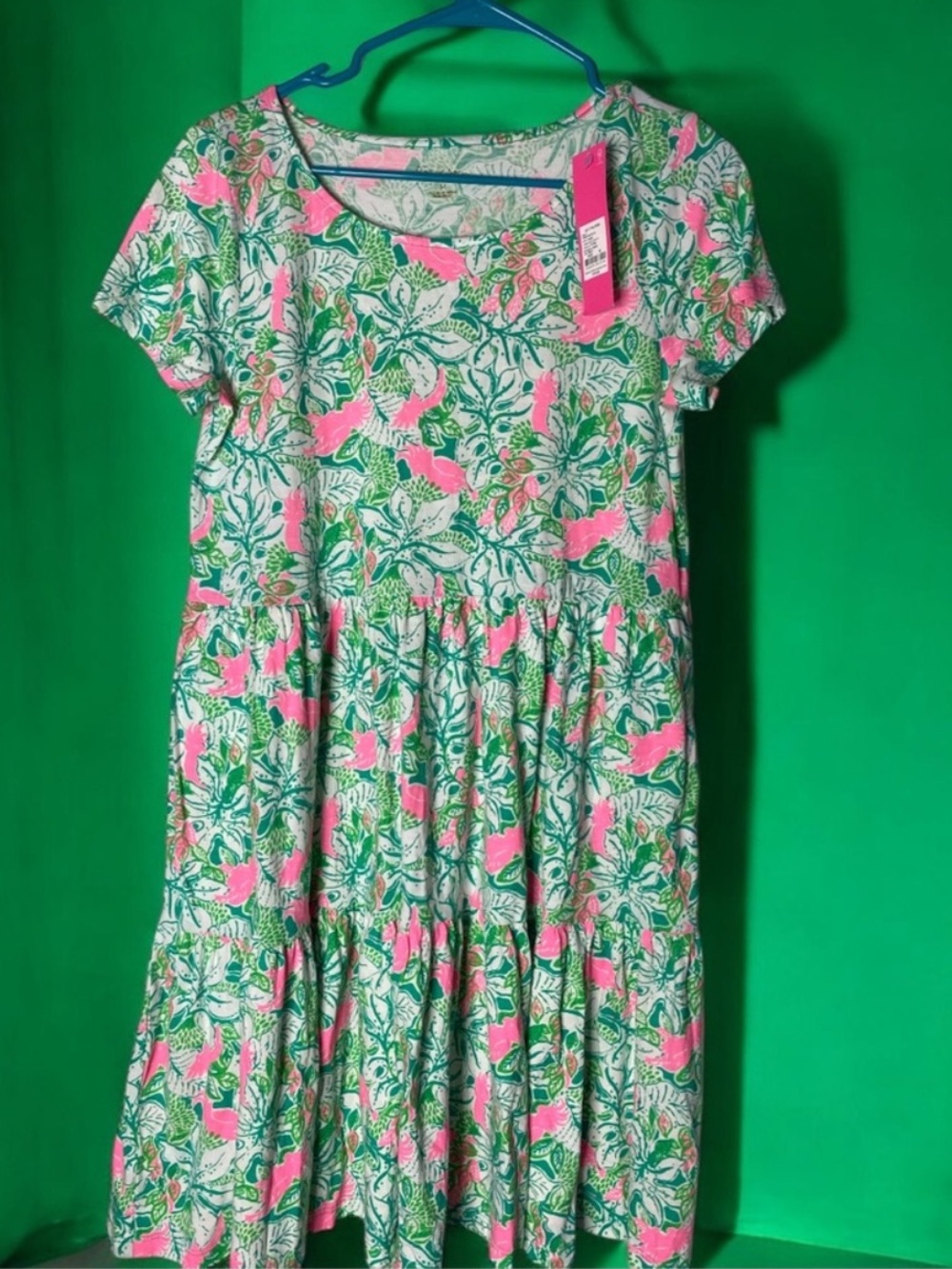 Pulitzer
Lilly Pulitzer Pink & Green Floral
Tiered Dress with Tag
M